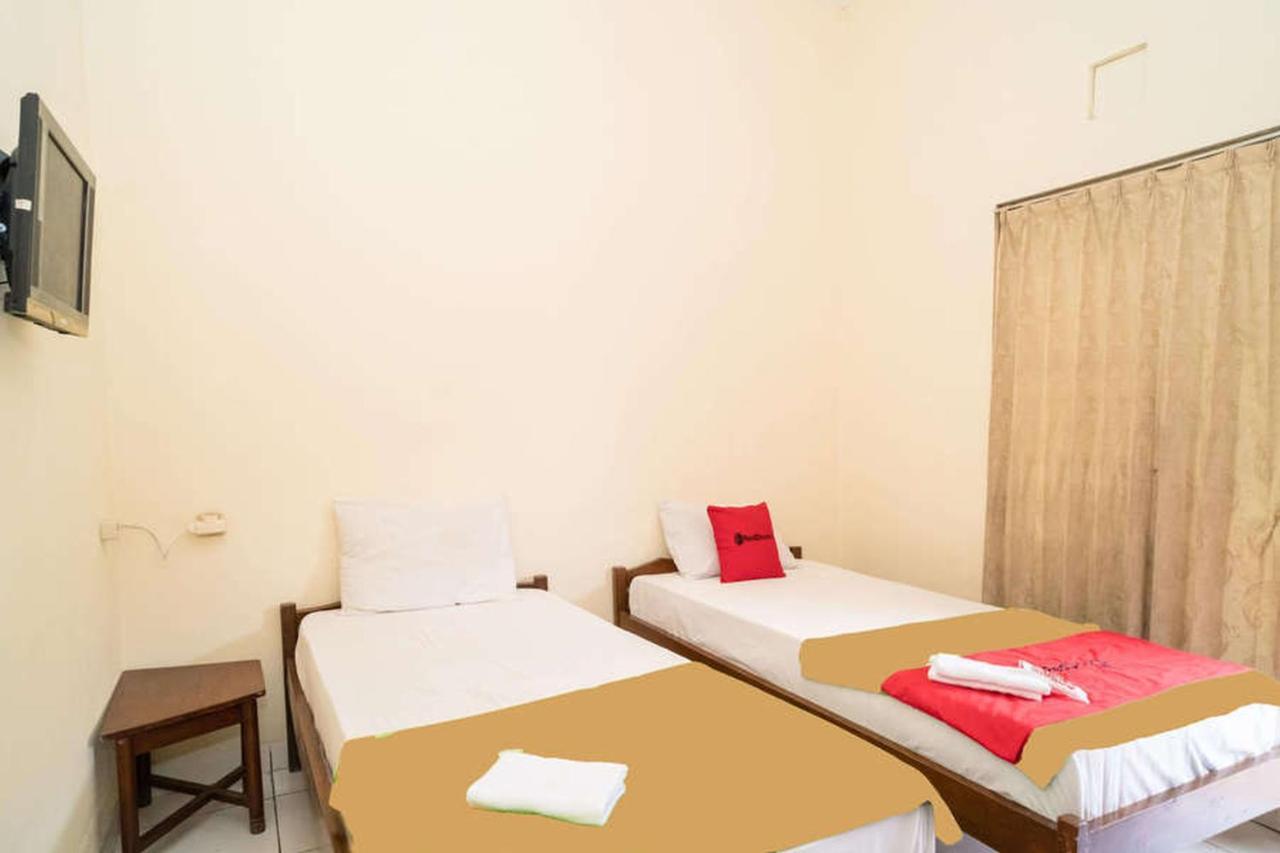 Reddoorz Near Kampus 3 Uty Yogyakarta Hotell Exteriör bild