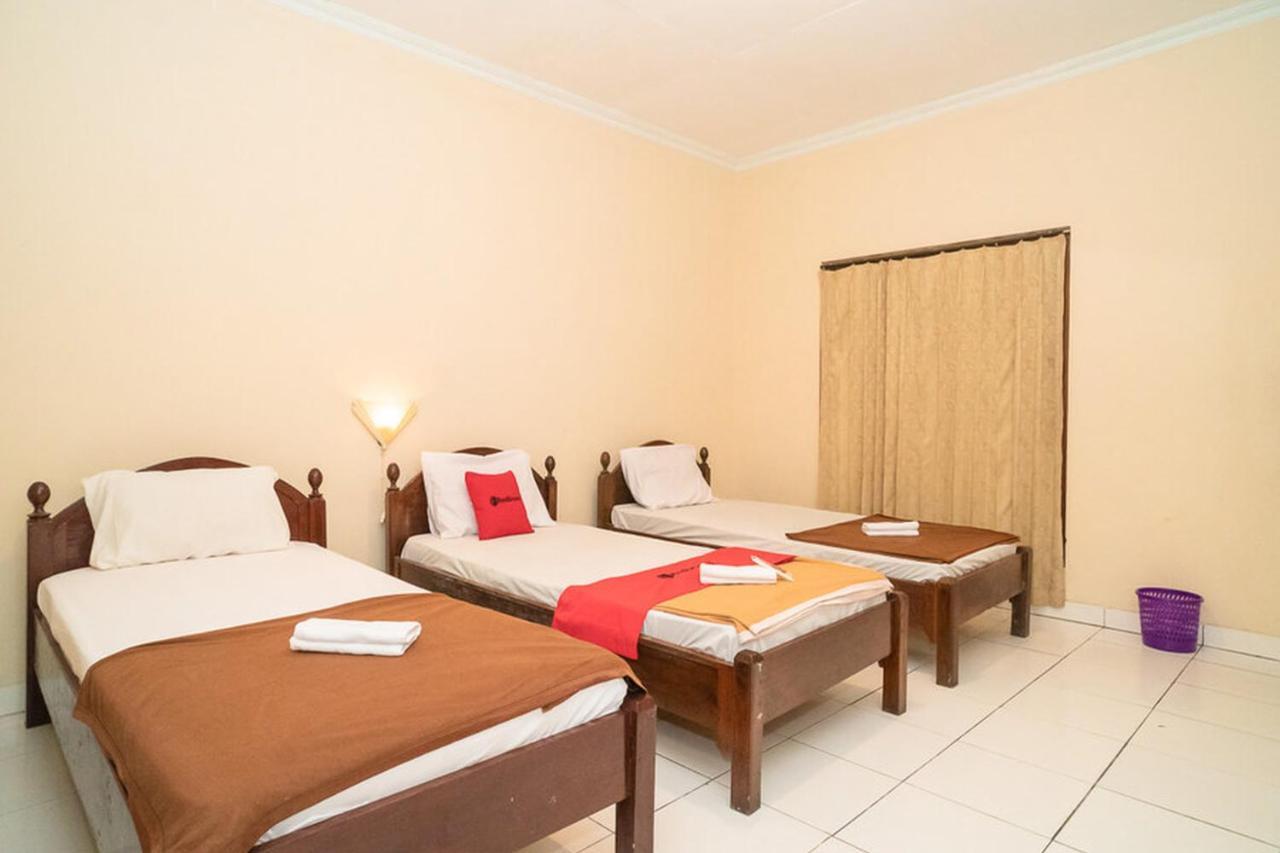 Reddoorz Near Kampus 3 Uty Yogyakarta Hotell Exteriör bild