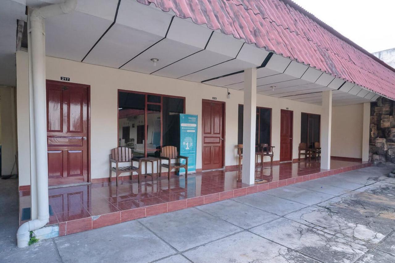 Reddoorz Near Kampus 3 Uty Yogyakarta Hotell Exteriör bild